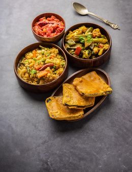 Why Gut Issues Spike After Street Food in Humid Weather